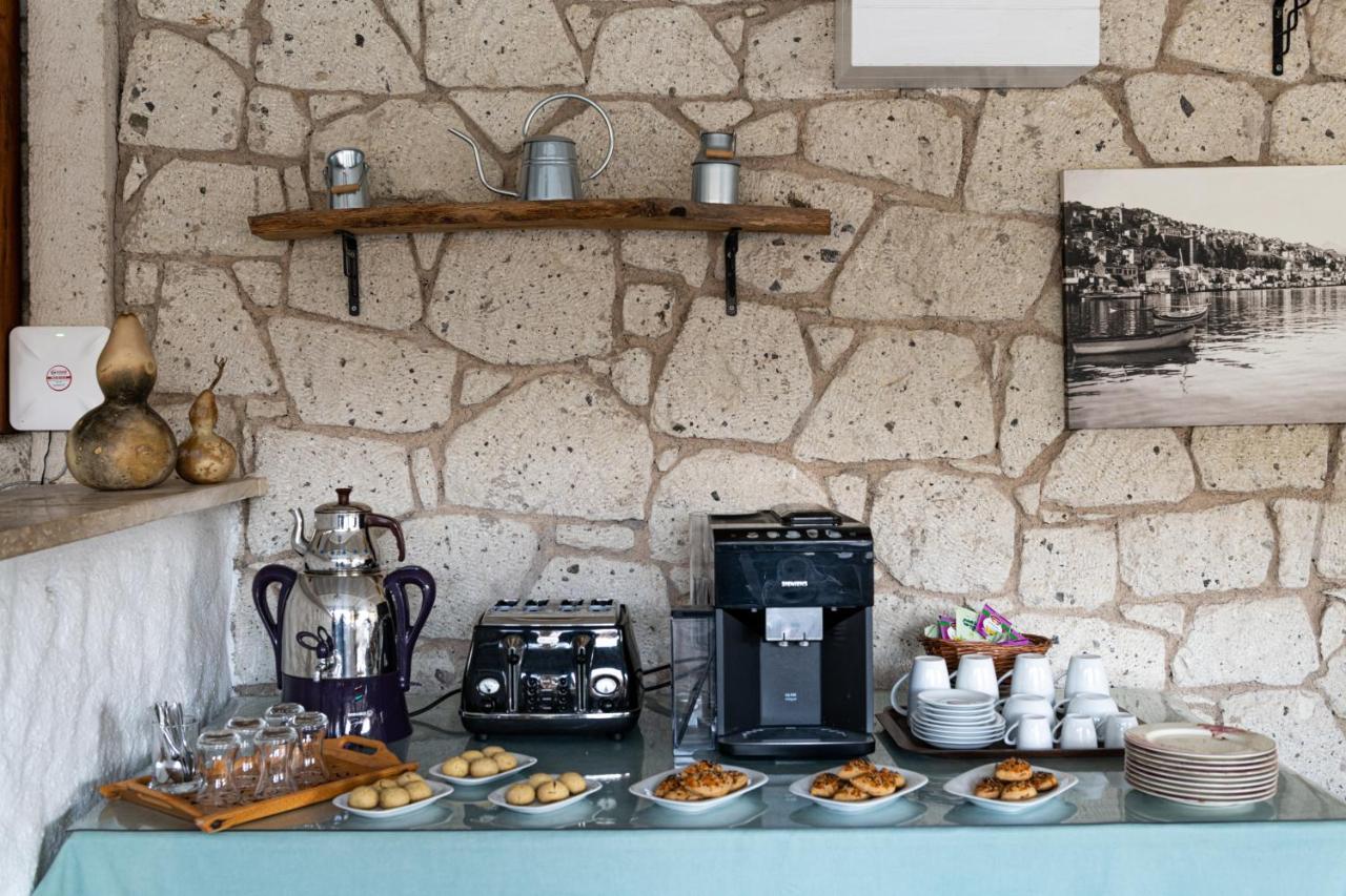 Alacati Koclu Konagi Hotel ภายนอก รูปภาพ