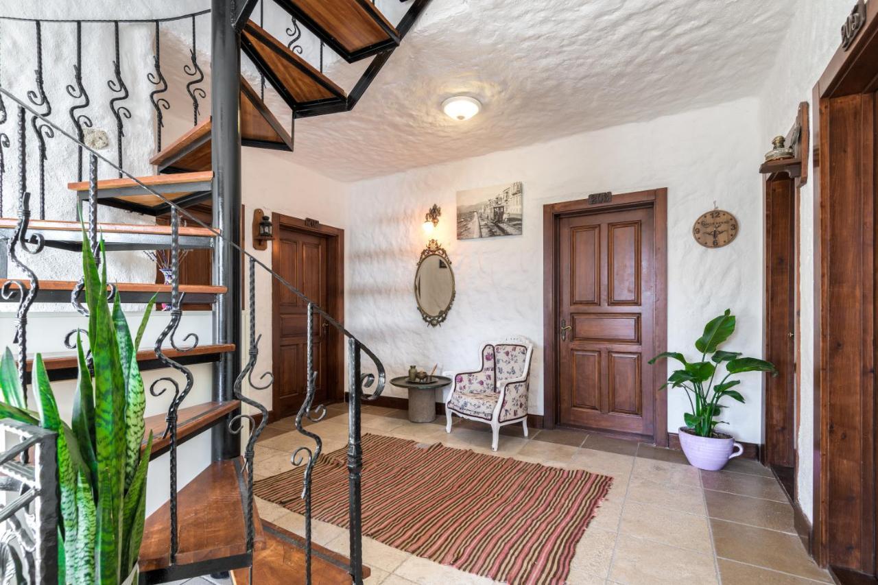 Alacati Koclu Konagi Hotel ภายนอก รูปภาพ