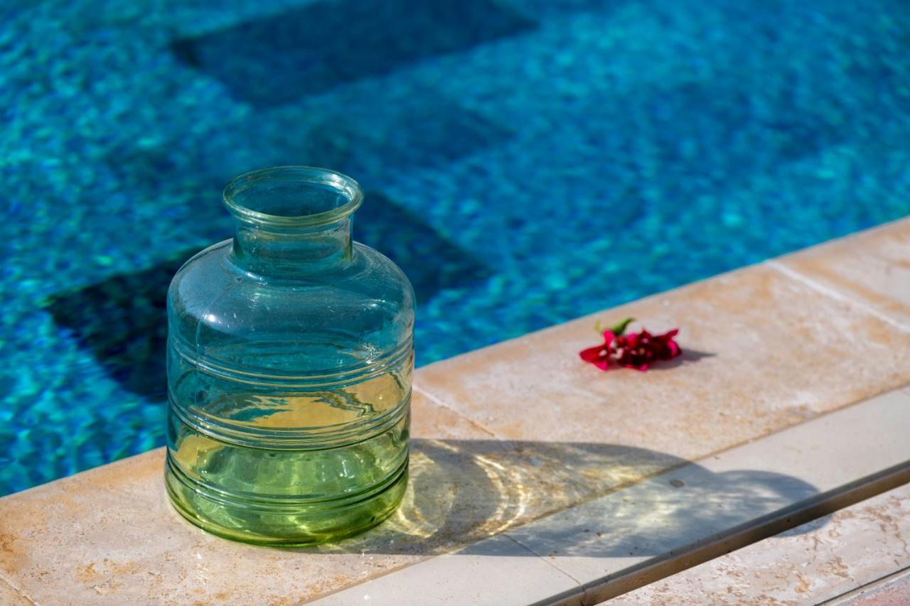 Alacati Koclu Konagi Hotel ภายนอก รูปภาพ